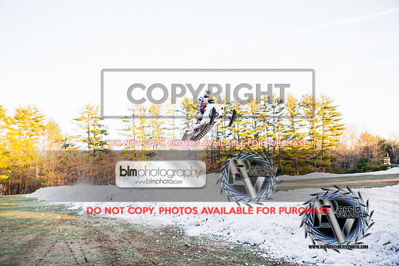 Northeast Watercross Championship first race 

SnoCross-Practice-7617_12-27-20

©Rapid Velocity Photo & BLM Photography 2020