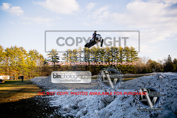 Northeast Watercross Championship first race 

SnoCross-Practice-7574_12-27-20

©Rapid Velocity Photo & BLM Photography 2020