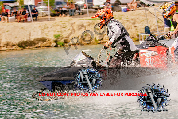 Northeast Watercross Championship first race 

NEWC_Watercross_{iptcdow}-0066_08-22-20

©Rapid Velocity Photo & BLM Photography 2020