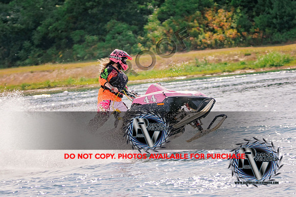 Northeast Watercross Championship first race 

NEWC_Watercross_{iptcdow}-0085_08-22-20

©Rapid Velocity Photo & BLM Photography 2020